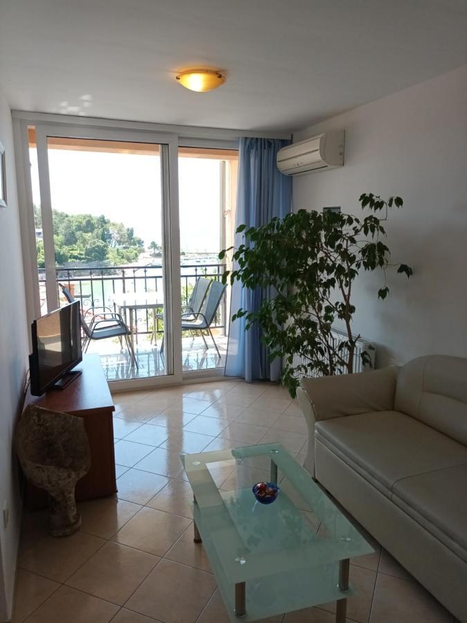 Ferienwohnung Sea & Honey Krk Town Exterior foto